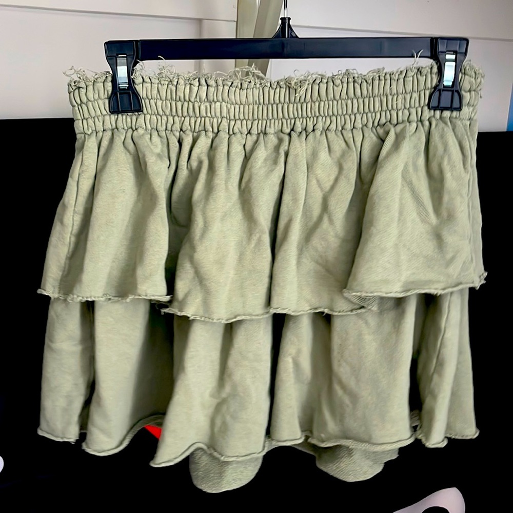 Aerie cute green skirt